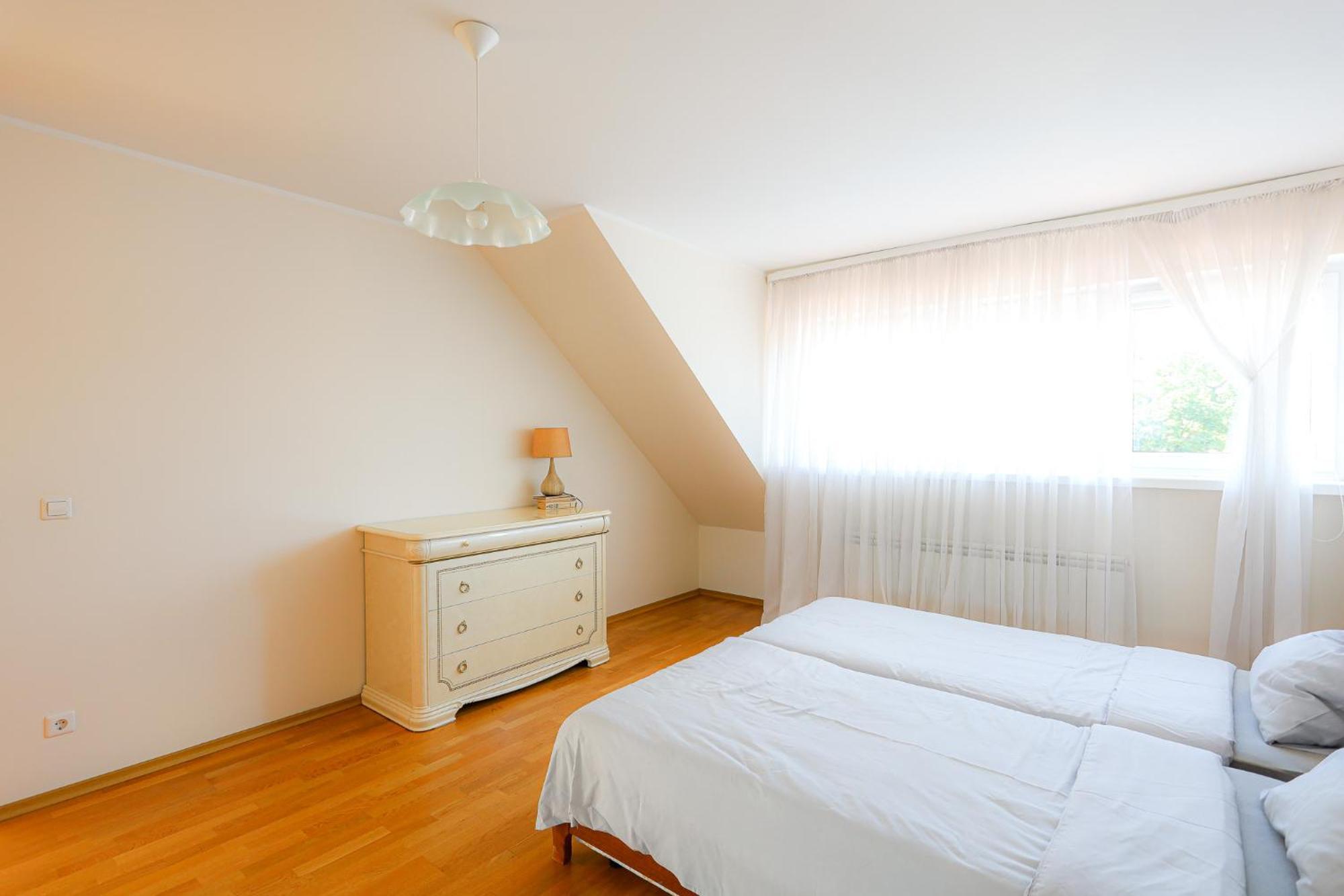 Romi Apartment Parnu Ngoại thất bức ảnh