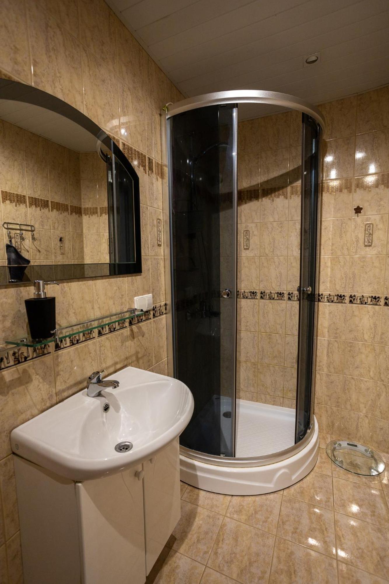 Romi Apartment Parnu Ngoại thất bức ảnh