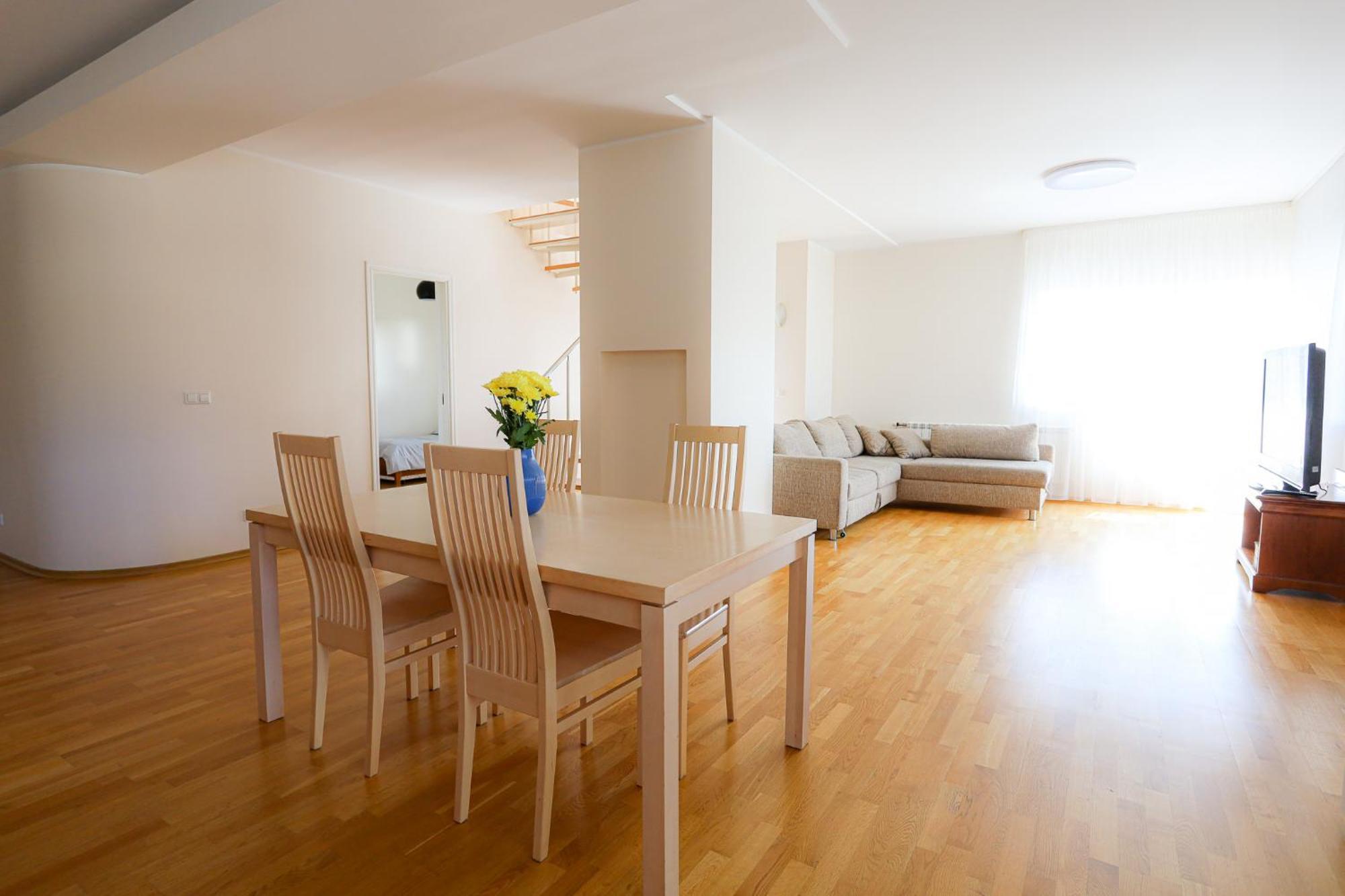 Romi Apartment Parnu Ngoại thất bức ảnh